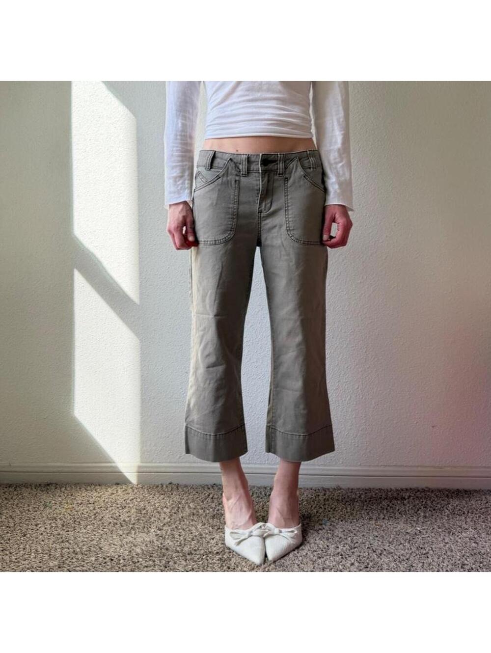 Vintage y2k Faded Glory low rise wide leg flare tan cargo capris denim jeans
